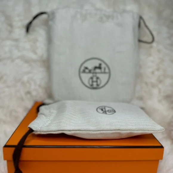 Hermes Evelyne Gen III Felt TPM Gray with Black Lining - Picture 14 of 14